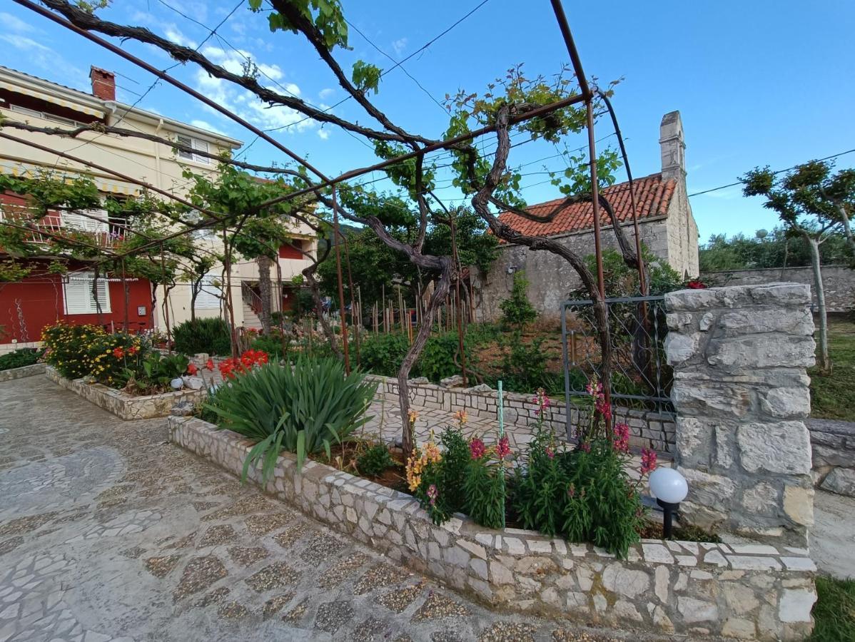 Rooms Rita Cres Exterior foto