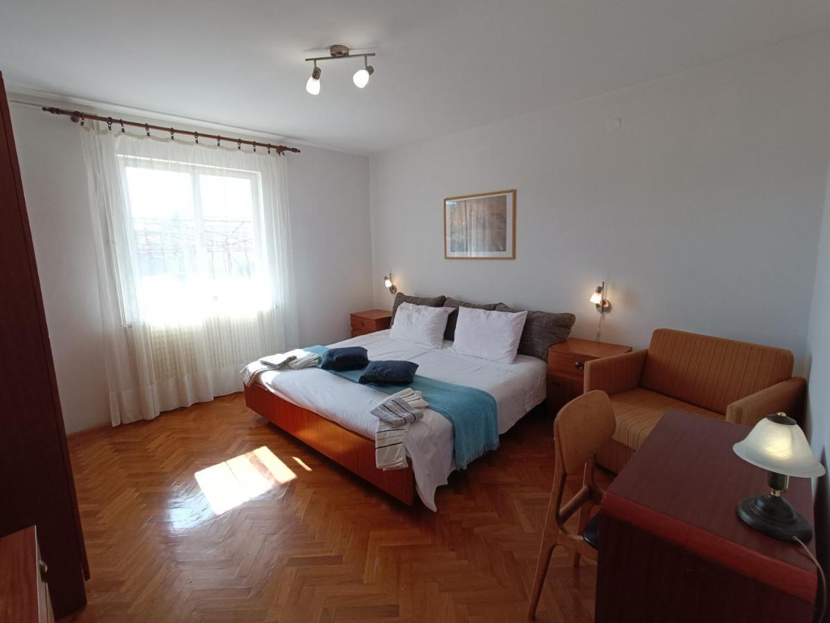 Rooms Rita Cres Exterior foto